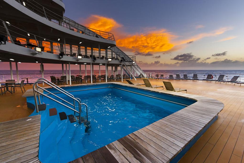 Camarote Piscina - Aranui 5