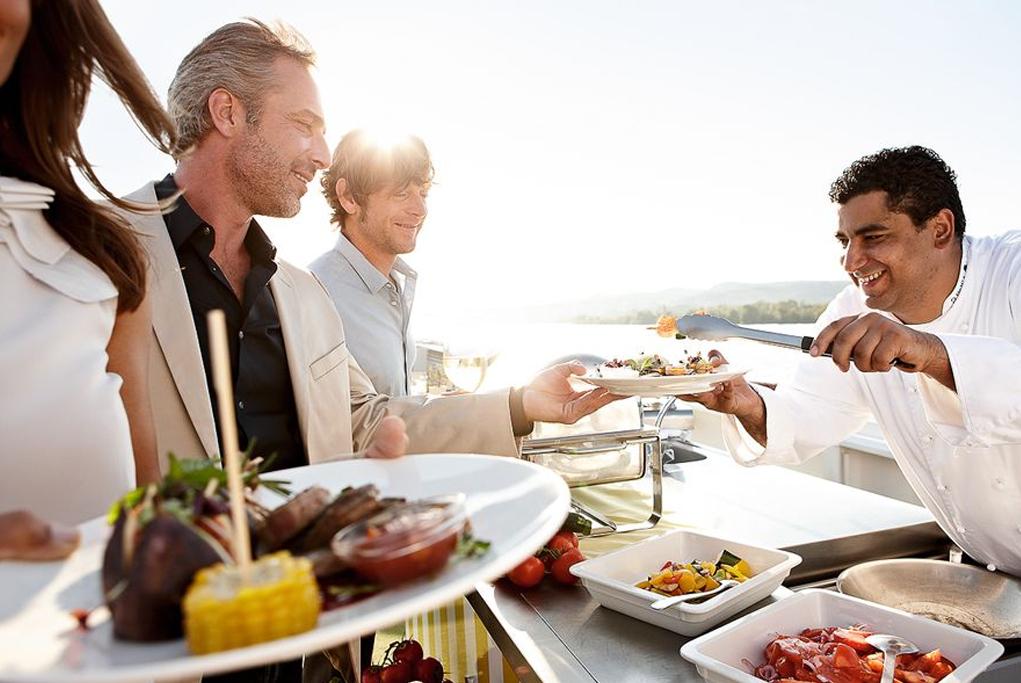 Buffet exterior A-Rosa Stella