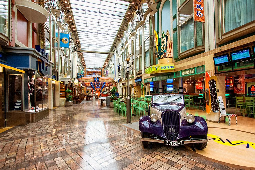Royal Promenade  Adventure of the Seas
