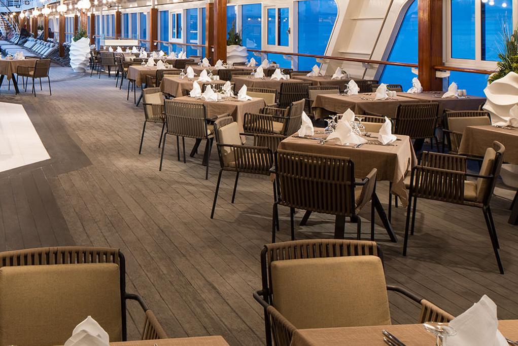 Restaurante The Patio Azamara Onward