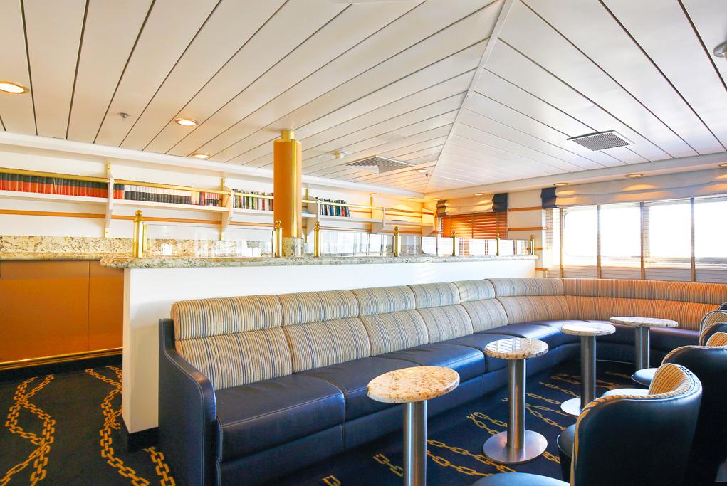 Explorer Lounge La Belle des Oceans