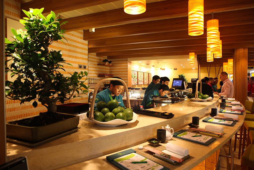 Restaurante-Breeze Carnival Breeze