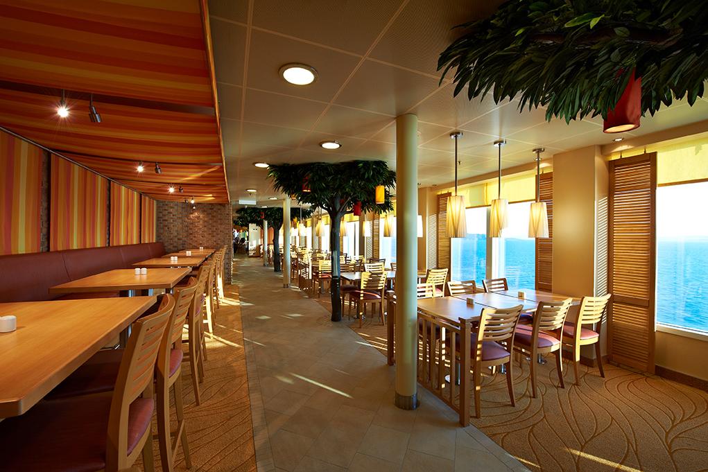 Restaurante-Lido Carnival Breeze