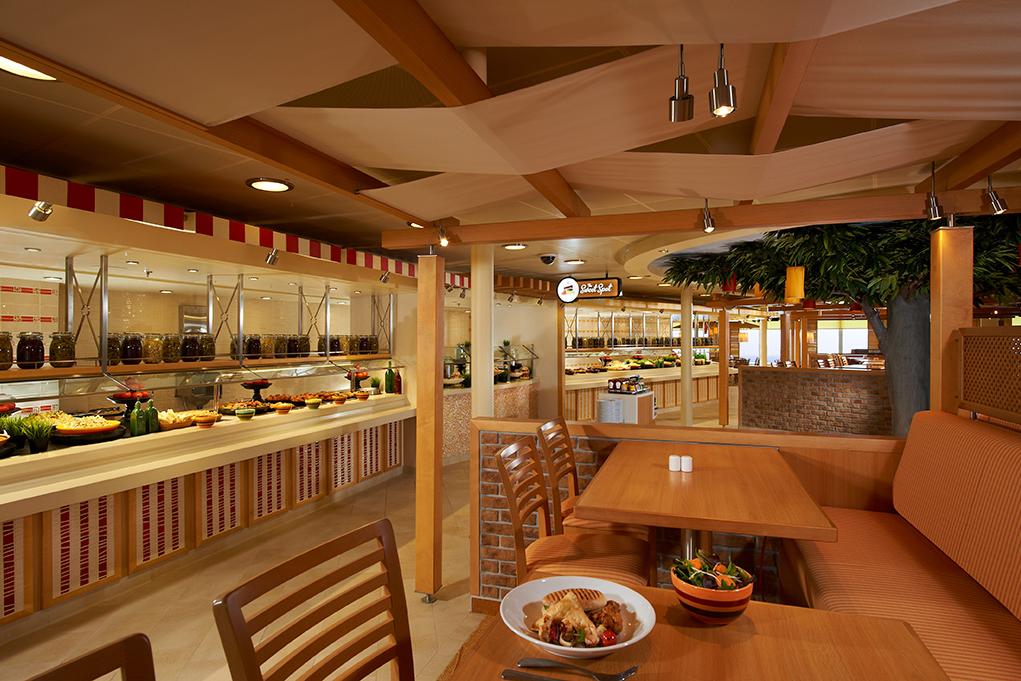 Camarote Lido Marketplace  - Carnival Breeze