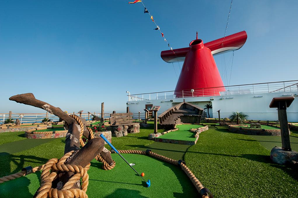 Camarote Minigolf - Carnival Dream