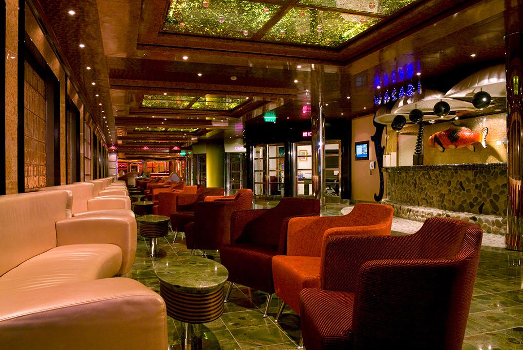 Promenade Carnival Dream