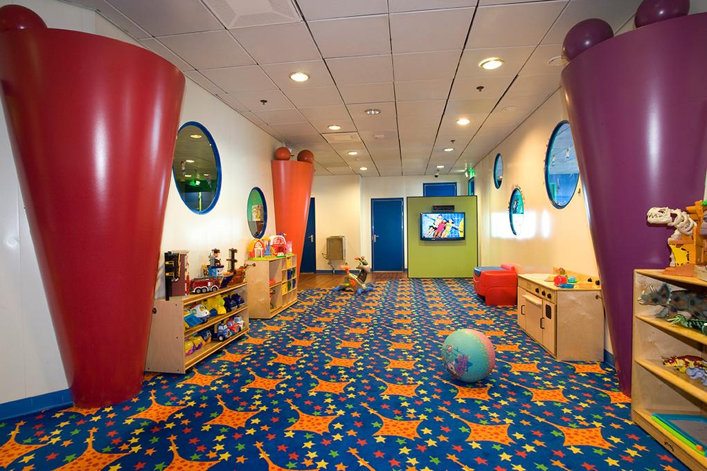 Club-Camp Carnival Fantasy