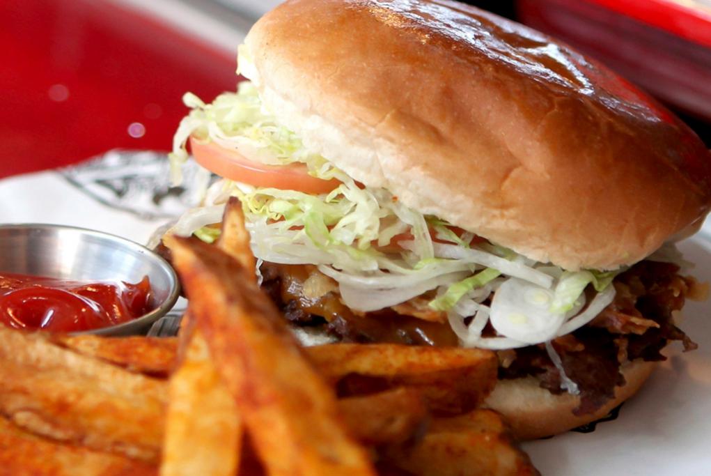 Camarote Guy´s Burger Joint - Carnival Fantasy