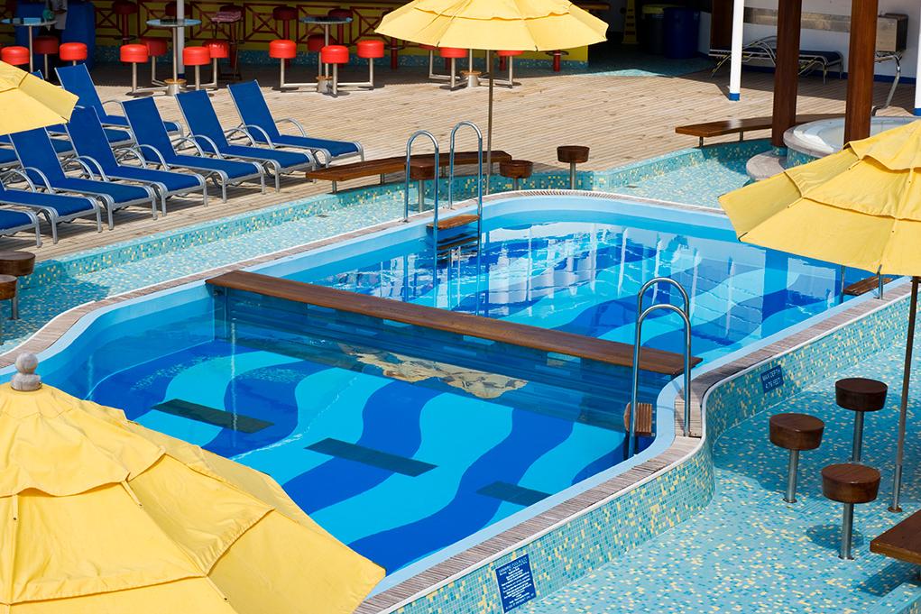 Piscina Lido Carnival Fascination