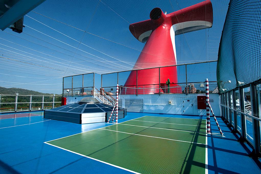 Cubierta-de-deportes Carnival Glory