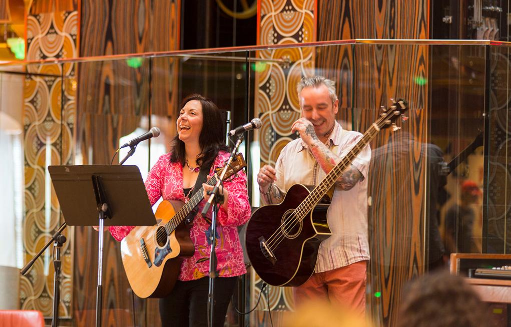 Musica-en-directo Carnival Glory