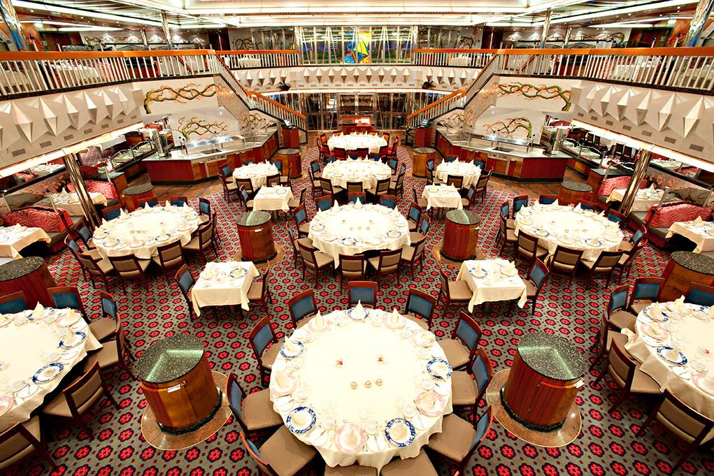 Restaurante-Platinum Carnival Glory