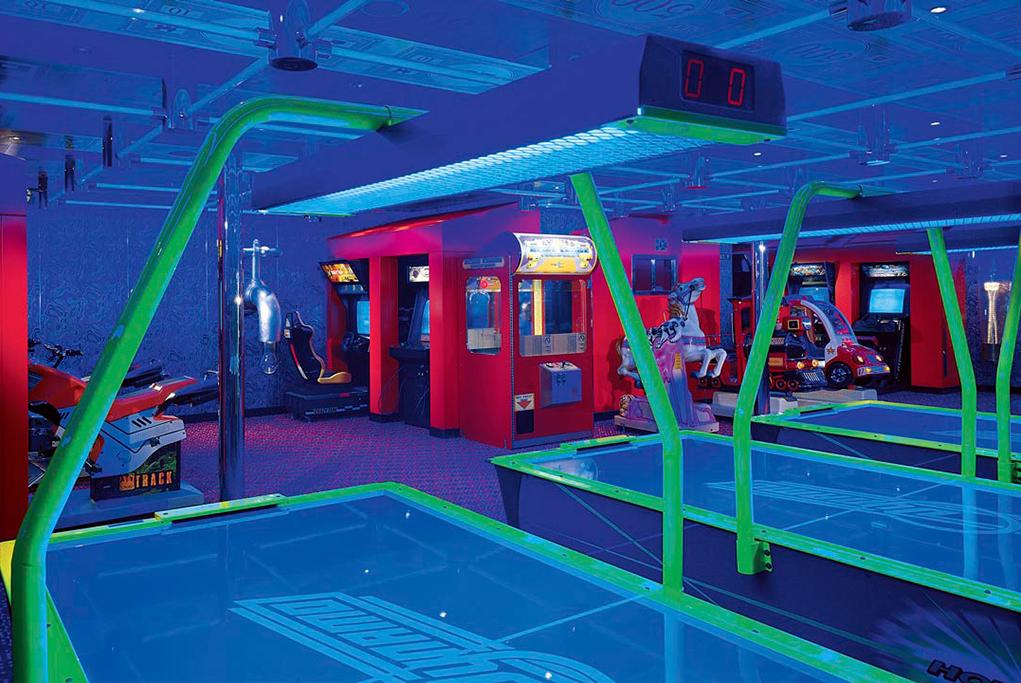 Room-Arcade Carnival Glory