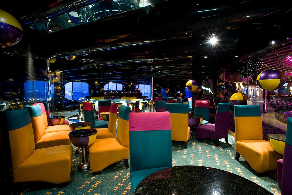 Bar-Piano-Mirage Carnival Imagination