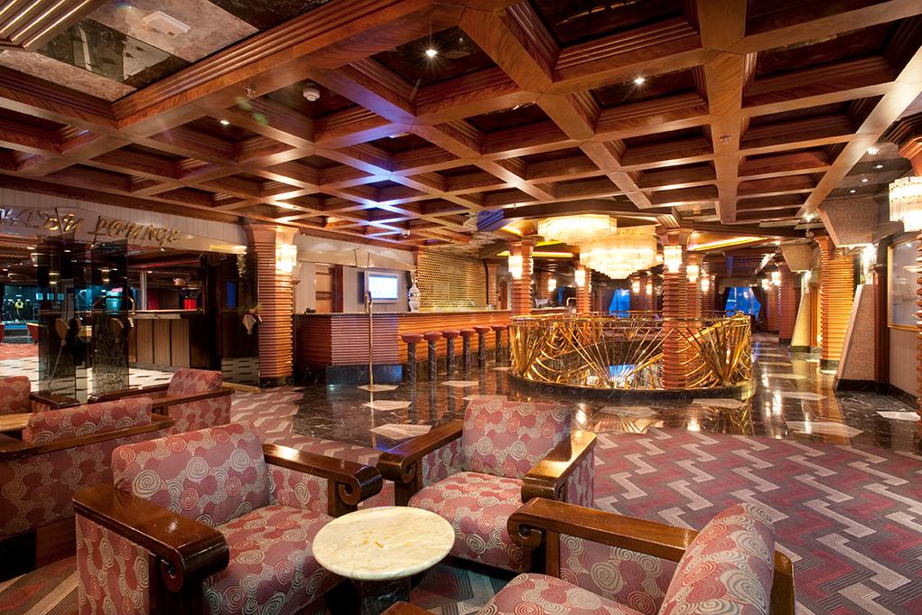 Pinnacle-Lounge Carnival Imagination
