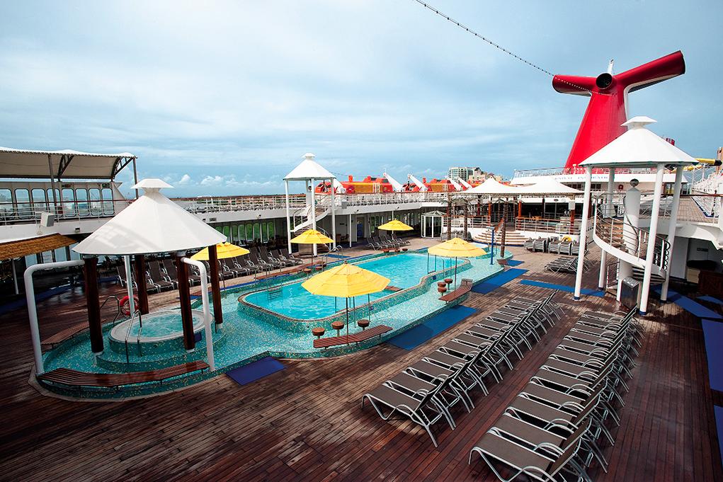 Piscina-Lido Carnival Inspiration