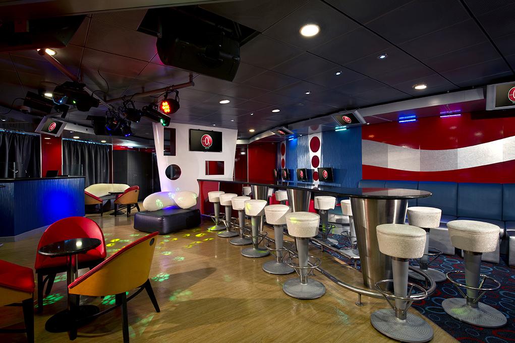 Club-O2 Carnival Paradise