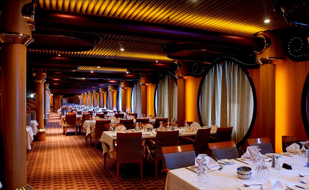 Restaurante-principal-Elation Carnival Paradise