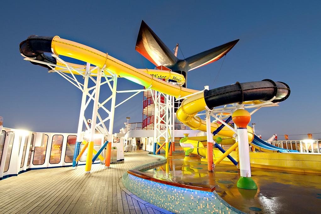 Camarote Toboganes para todos - Carnival Sensation