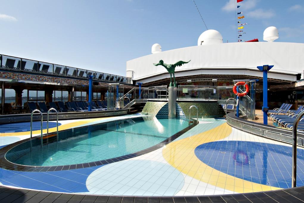 Piscina Carnival Spirit