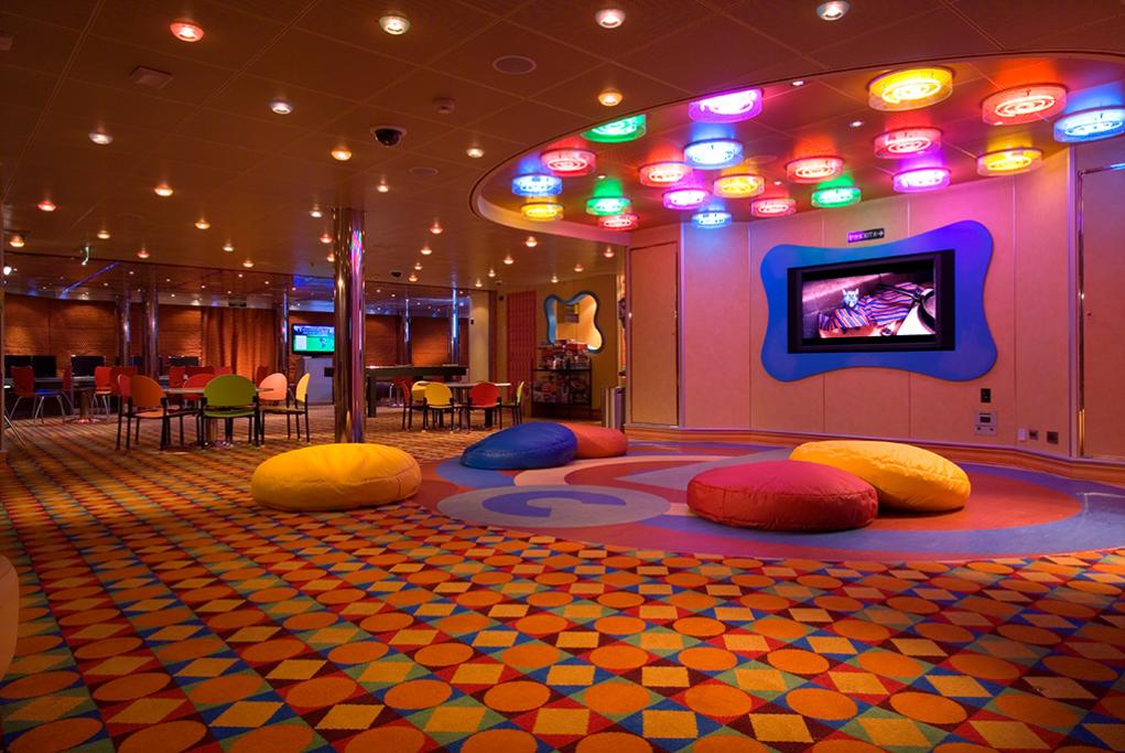 Club-Infantil Carnival Splendor