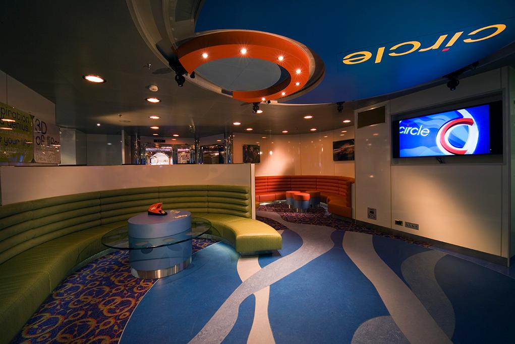 Club-Juvenil-Circle-C Carnival Splendor