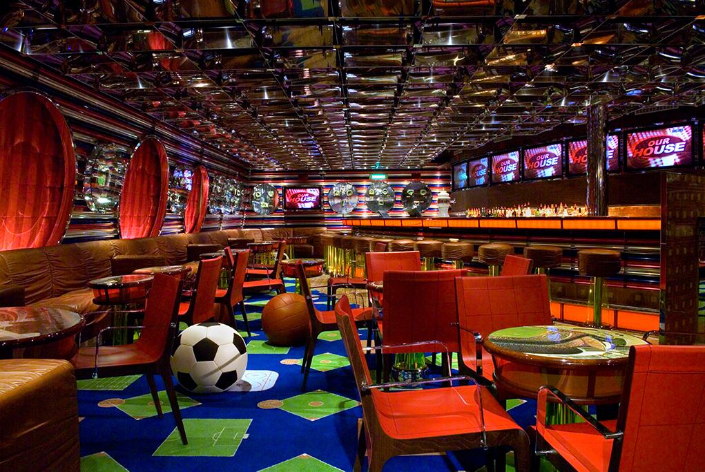 Sports-Bar Carnival Splendor