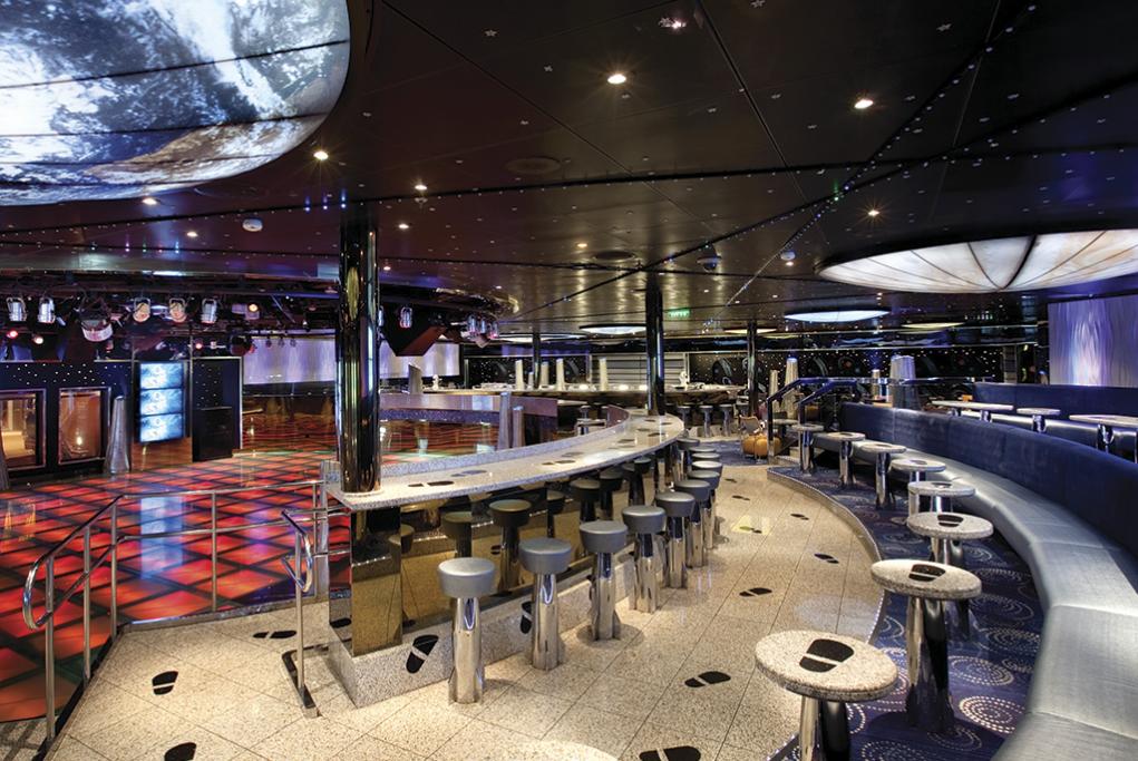 Discoteca-One-Small-Step Carnival Valor