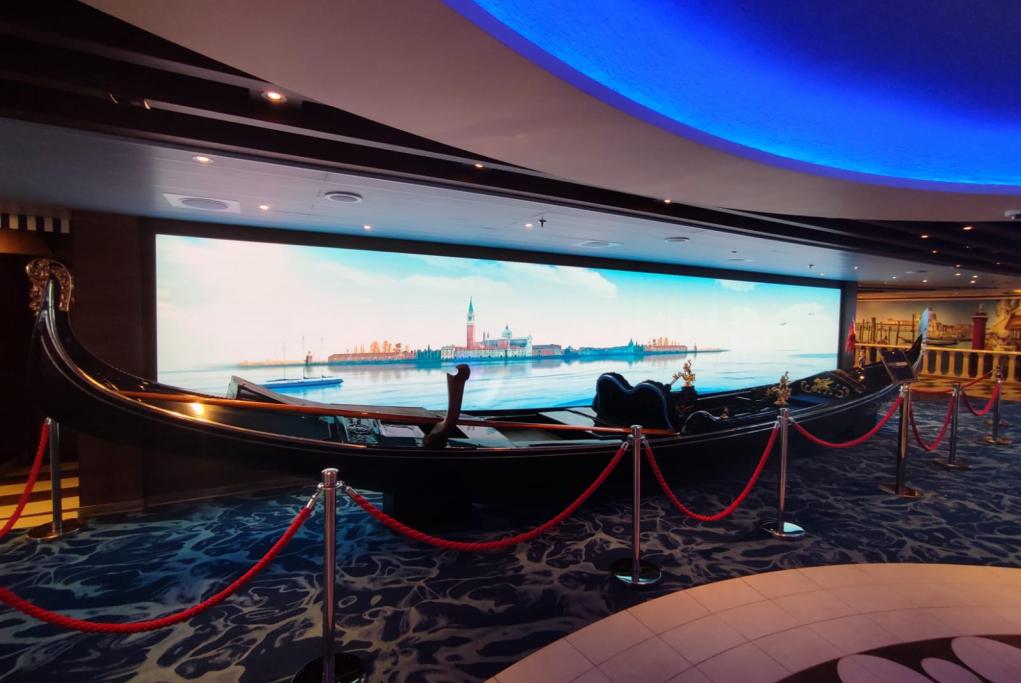 Camarote Gondola Lounge - Carnival Venezia