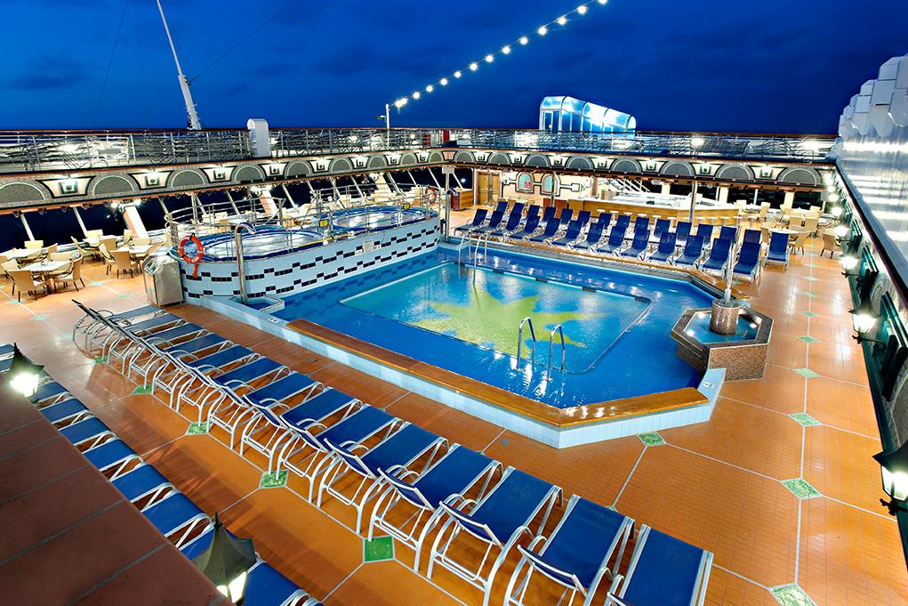 Camarote Piscinas para todos - Carnival Victory