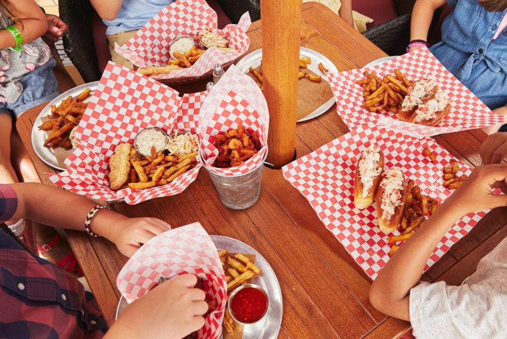 Camarote Seafood Shack - Carnival Victory