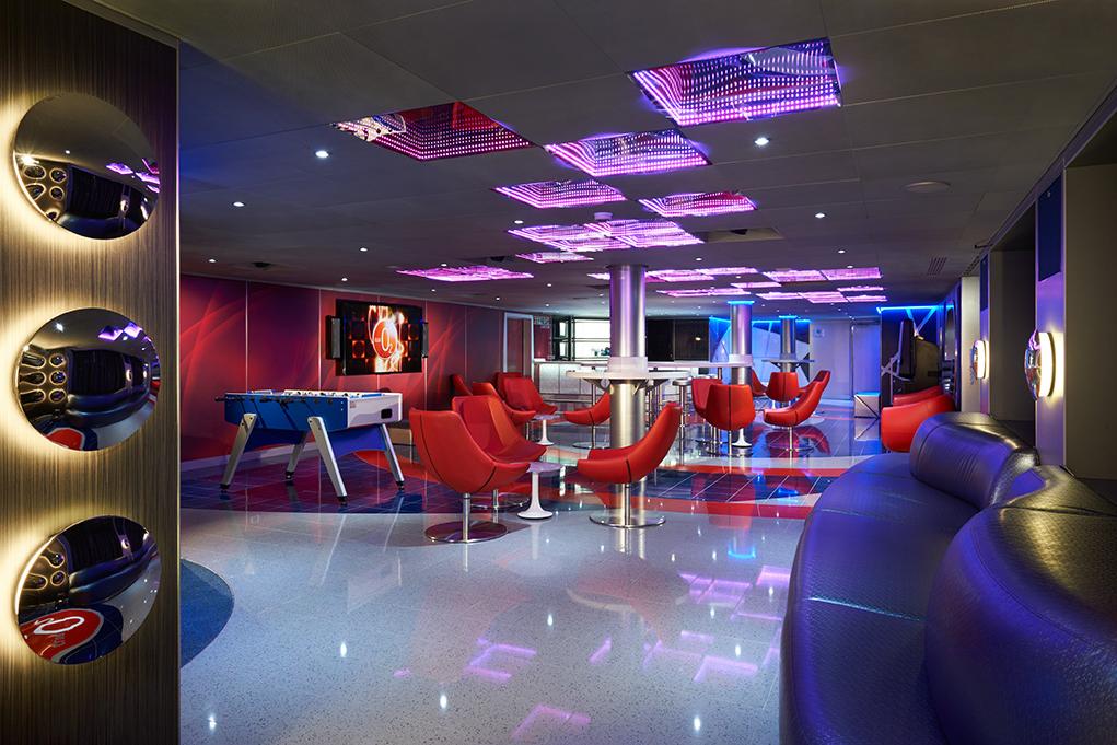 Club-Juvenil-O2 Carnival Vista