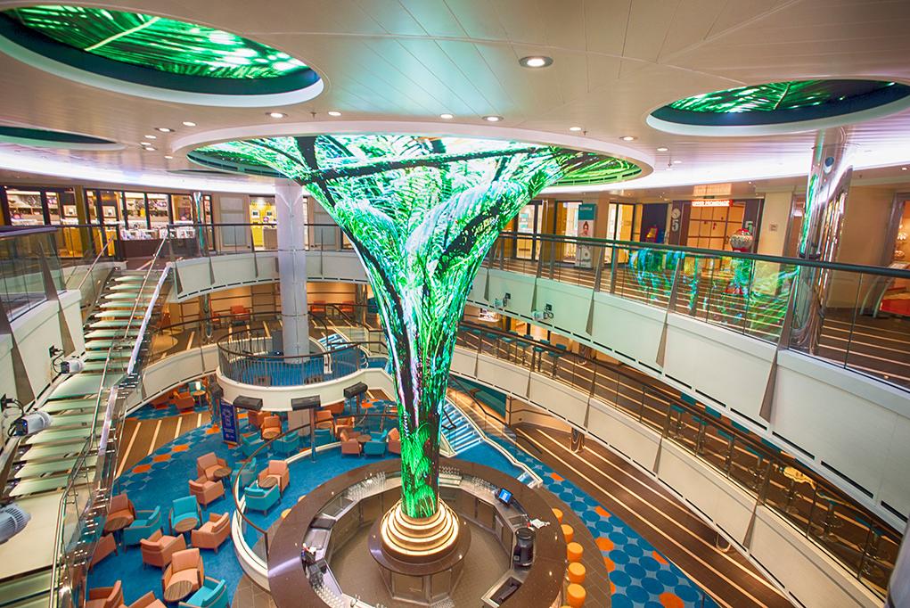 Hall Carnival Vista