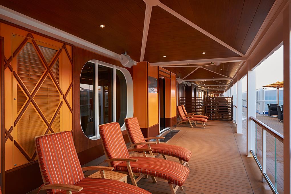 Terraza-del-LybraryBar Carnival Vista