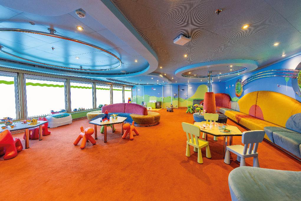 Club Infantil Camp Ocean Carnival Luminosa