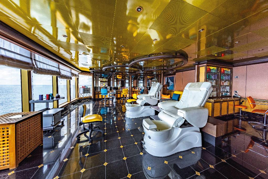 Cloud 9 Spa Carnival Luminosa