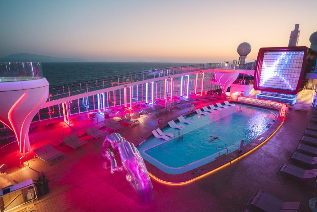 Piscina Celebrity Apex