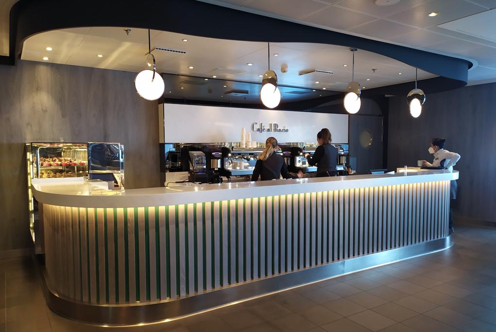 Bar cafetería Al Bacio Celebrity Beyond