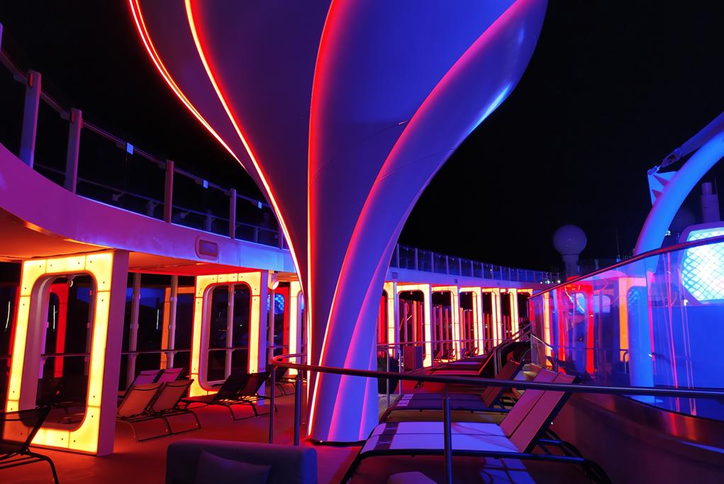 Piscina Celebrity Beyond