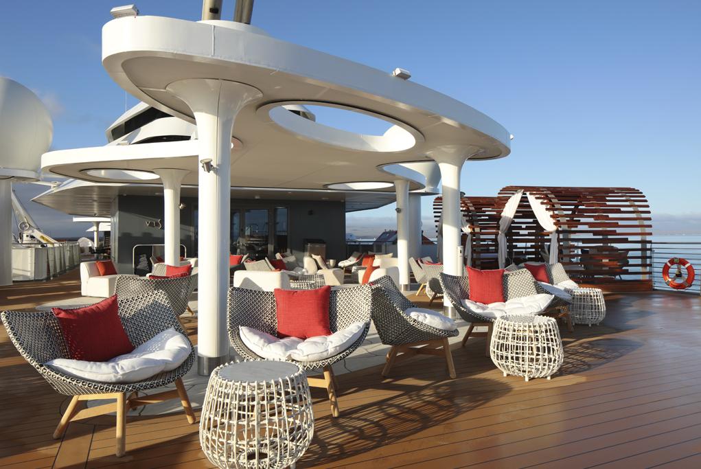 Lounge The Vista Celebrity Flora