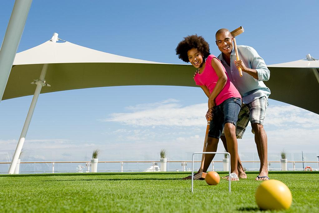 Camarote The Lawn Club - Celebrity Eclipse