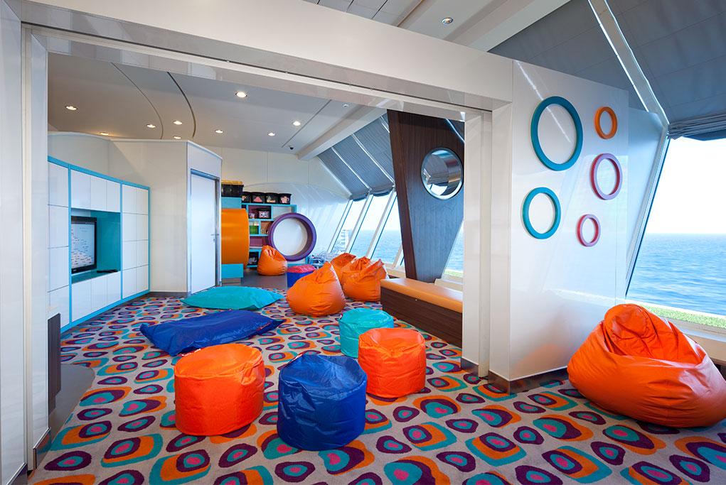 Camarote Club Menores - Celebrity Infinity