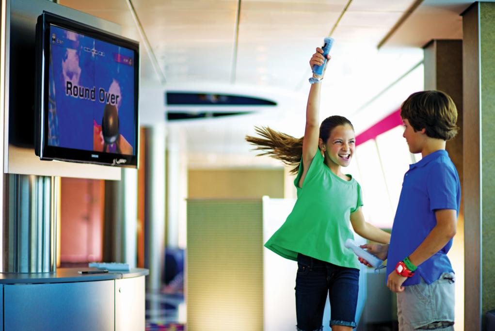 Camarote Club X- Teen - Celebrity Silhouette