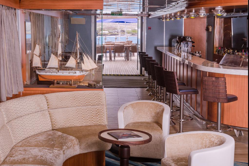 Discovery Lounge Celebrity Xpedition