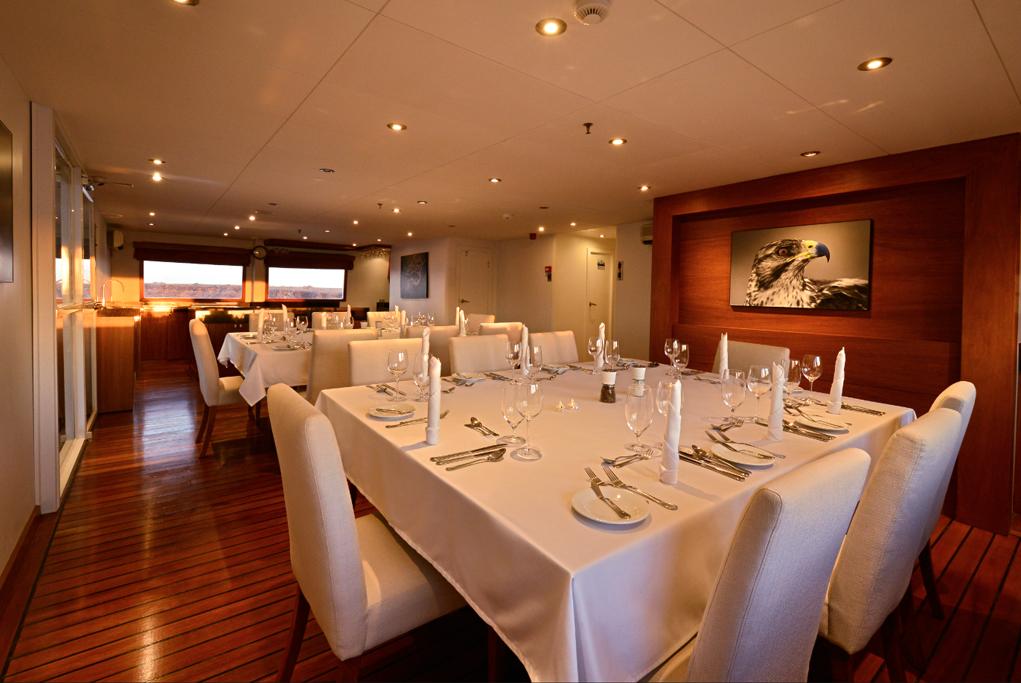 Camarote Dining Room - Celebrity Xploration