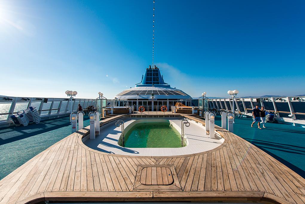 Camarote Zona de piscina - Celestyal Nefeli