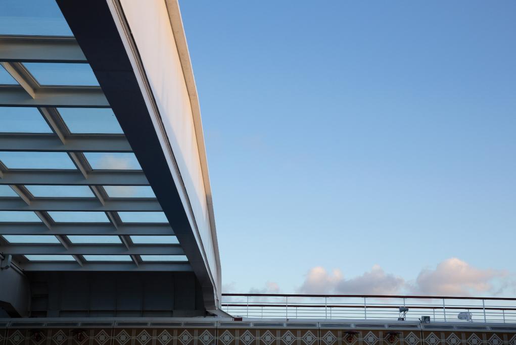 Cubierta Retractil Celestyal Journey