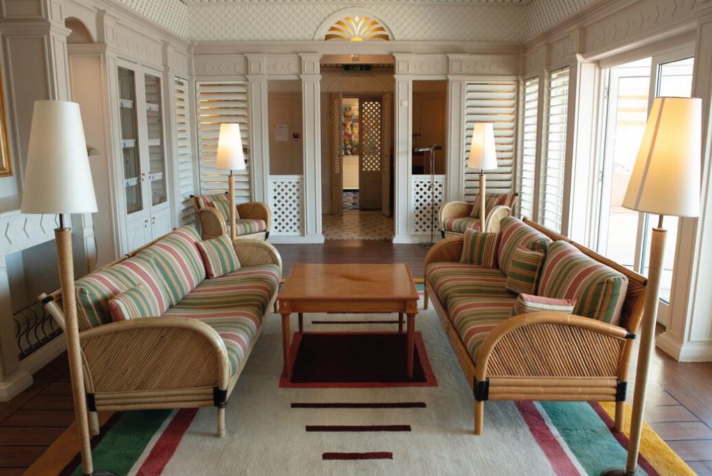 Hemingway Lounge Celestyal Discovery