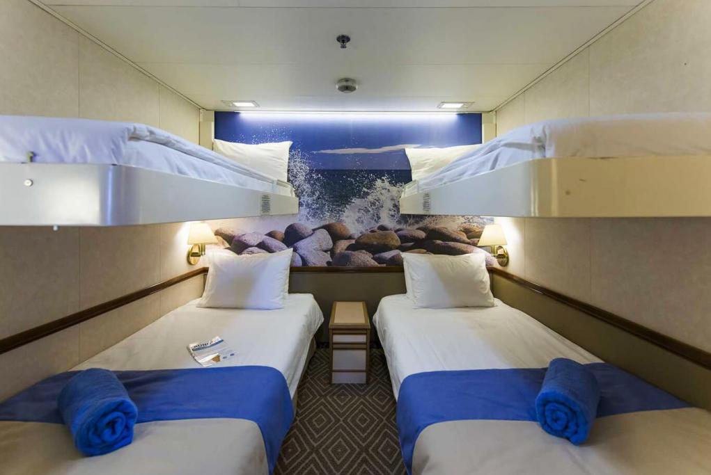 Interior con literas Celestyal Nefeli