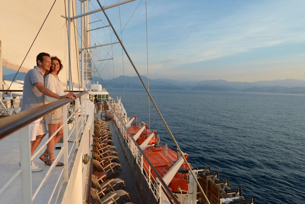 Club Med 2 Club Med 2